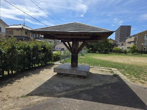 中泉グリーンパーク：東屋