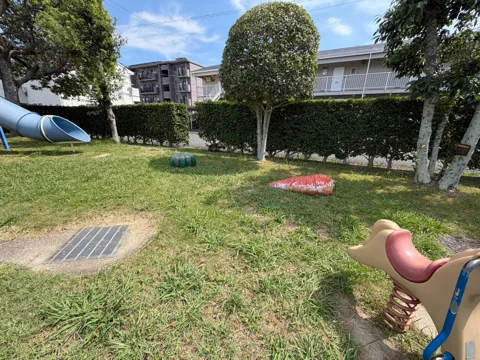 豊田本郷公園：カラフルな幼児向け遊具エリア