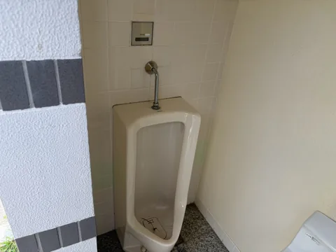 豊田本郷公園：男性用小便器
