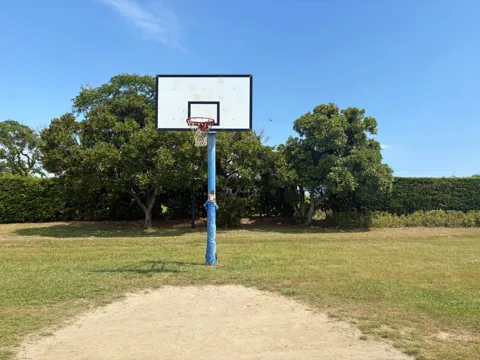竜洋十束公園：広場で利用できるバスケットゴール